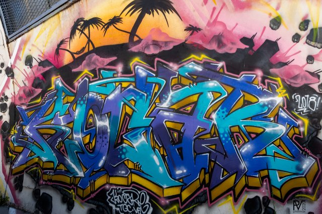 Graff :  CROK - Bordeaux, rue Belcier, 07/2018Photo : Philippe - 08/2020